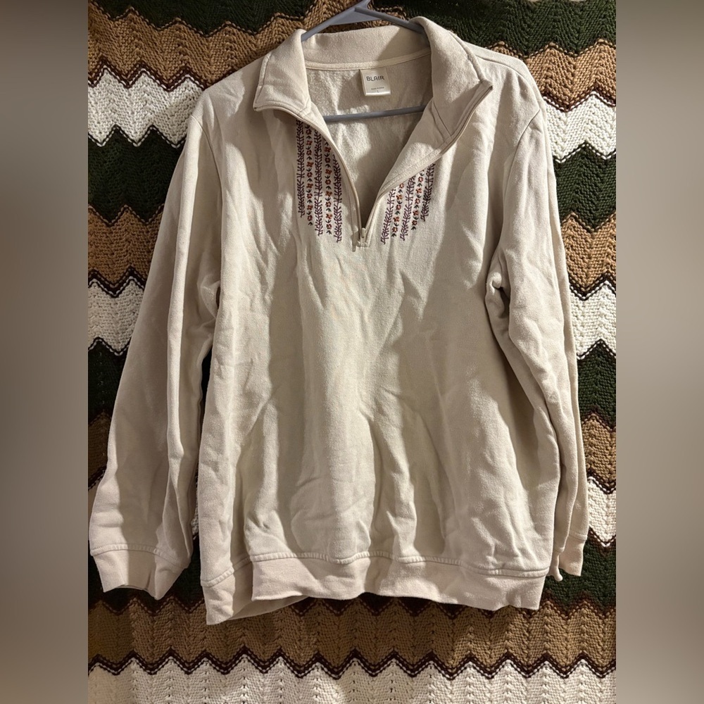 Blair Embroidered Pullover| Size Large